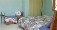 Sea Dragon Three Bedroom Cottage Treasure Beach Bagian luar foto